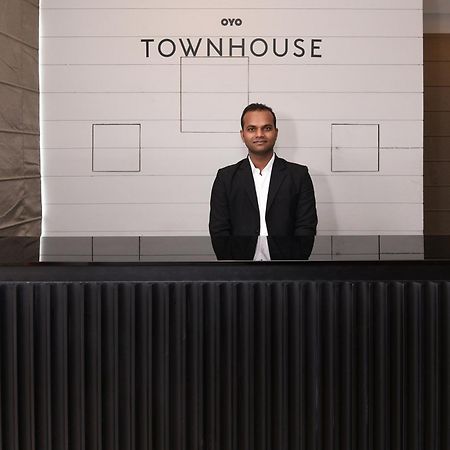 Townhouse Function Inn Near Chaudhary Charan Singh International Airport Lucknow Luaran gambar