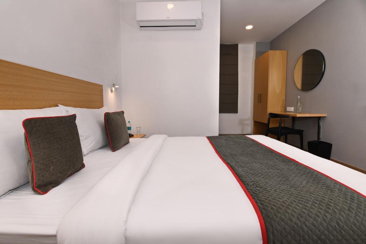 Townhouse Function Inn Near Chaudhary Charan Singh International Airport Lucknow Luaran gambar