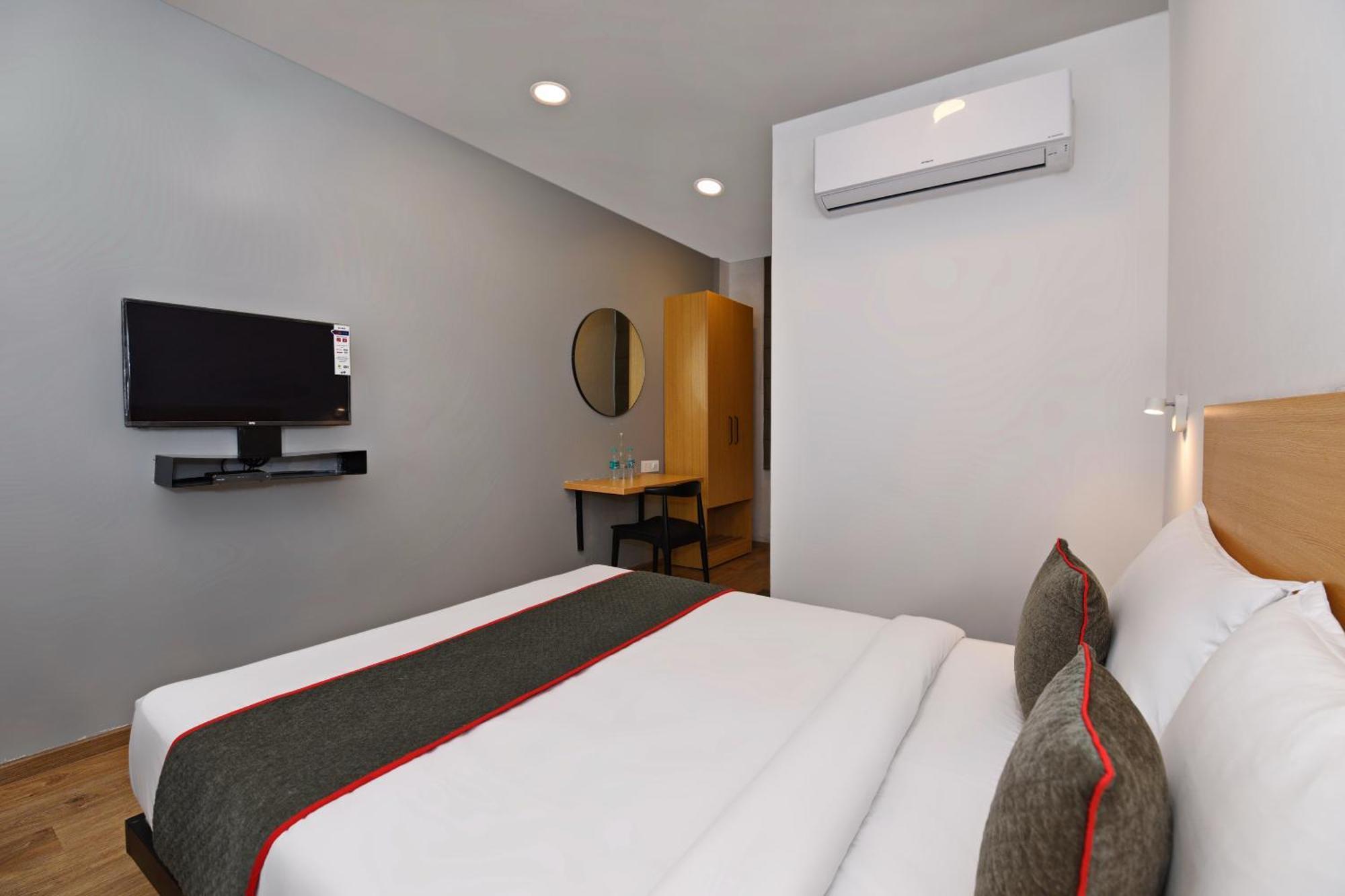 Townhouse Function Inn Near Chaudhary Charan Singh International Airport Lucknow Luaran gambar