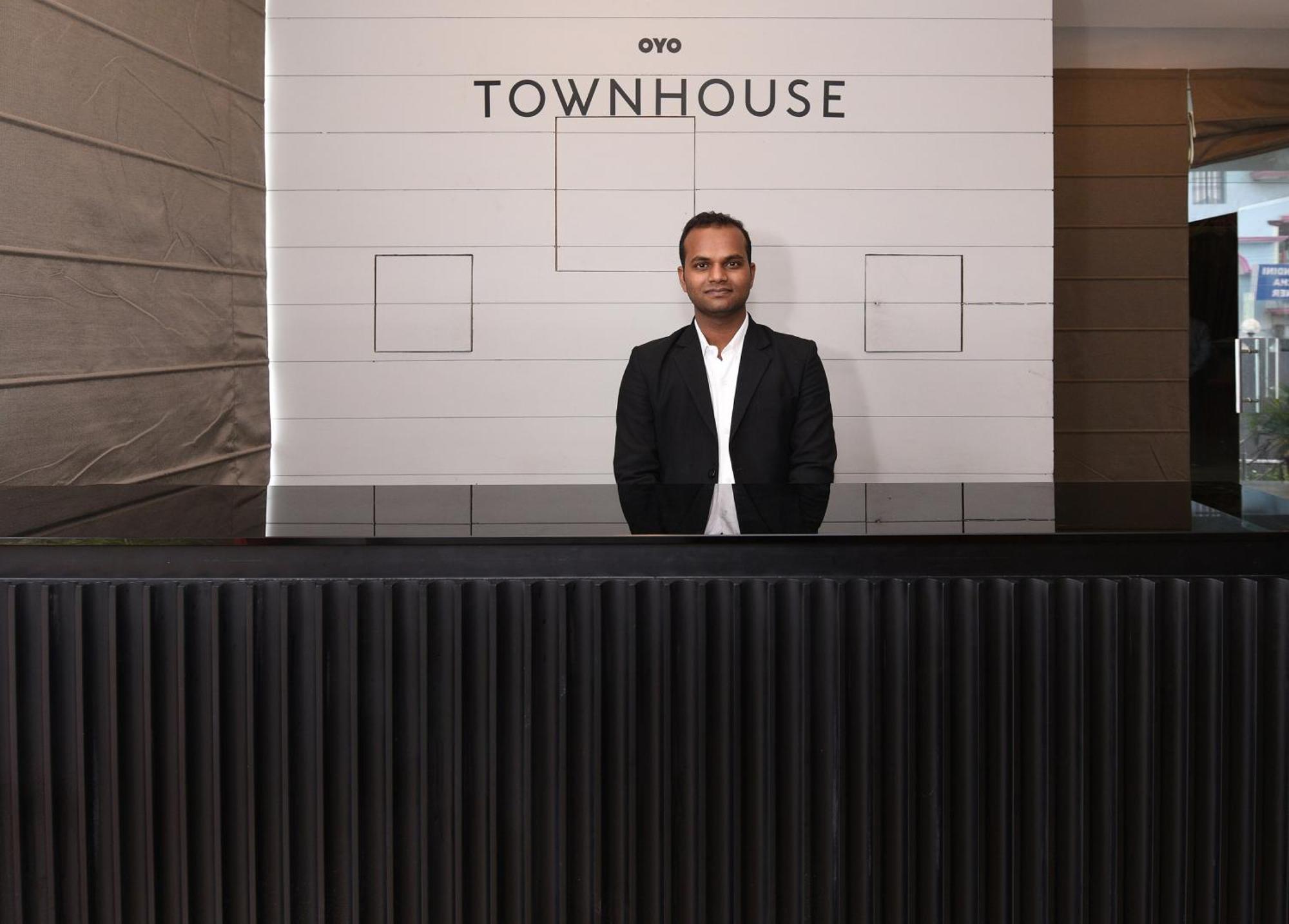 Townhouse Function Inn Near Chaudhary Charan Singh International Airport Lucknow Luaran gambar
